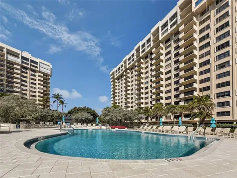 5000 N Ocean Boulevard Lauderdale By The Sea FL 33308