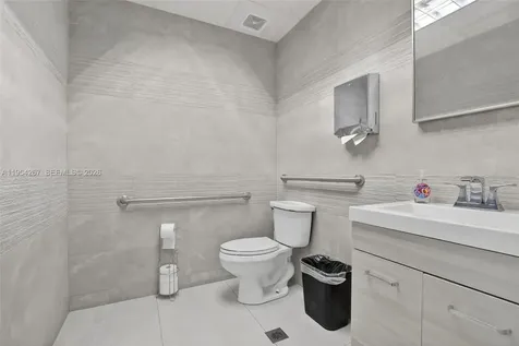 1007 Shotgun Road Sunrise FL 33326