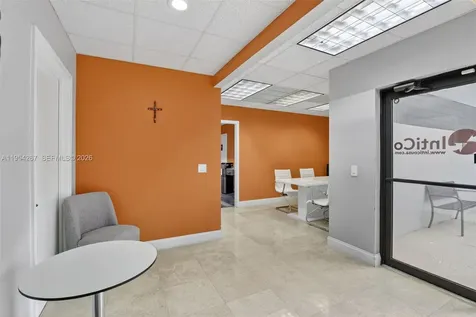 1007 Shotgun Road Sunrise FL 33326