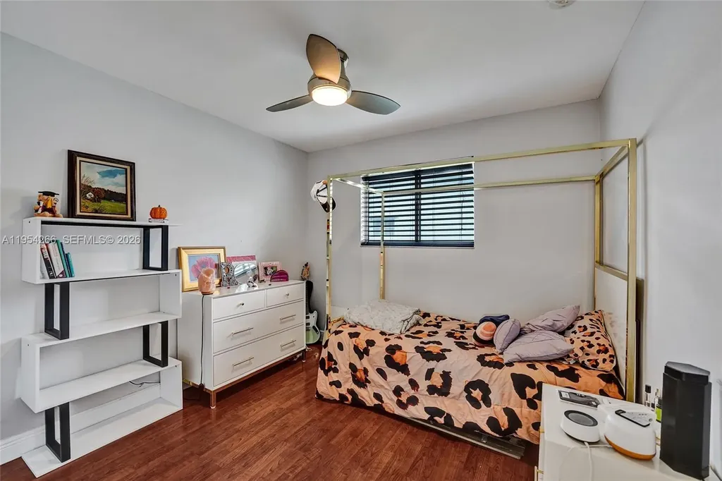 3671 N 47th Avenue Hollywood FL 33021