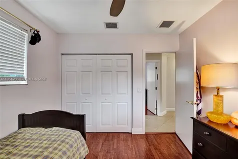 3671 N 47th Avenue Hollywood FL 33021