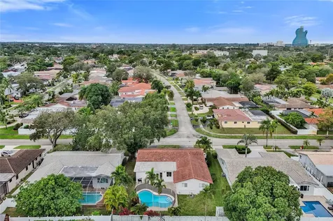 3671 N 47th Avenue Hollywood FL 33021