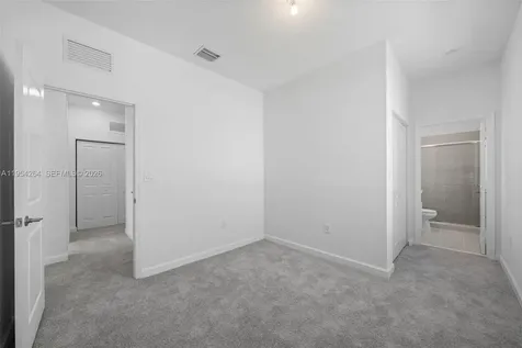 716 SE 14th Court Homestead FL 33034