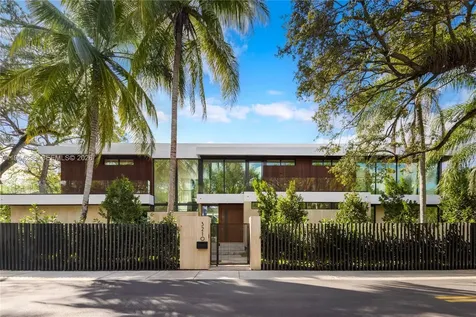 3210 Coacoochee Street Miami FL 33133