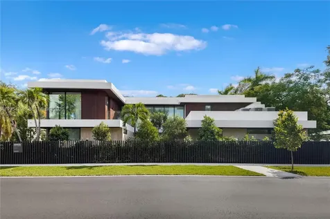 3210 Coacoochee Street Miami FL 33133