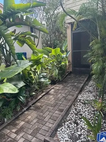 8682 NW 40th Street Coral Springs FL 33065
