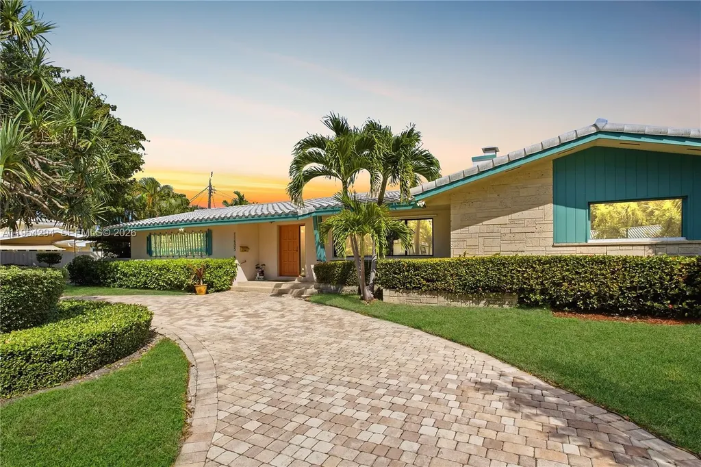 11505 N Bayshore Drive North Miami FL 33181