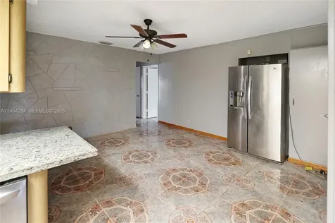 3241 NW 40th Street Lauderdale Lakes FL 33309
