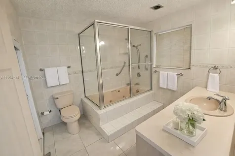 3241 NW 40th Street Lauderdale Lakes FL 33309