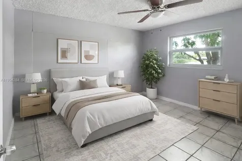 3241 NW 40th Street Lauderdale Lakes FL 33309