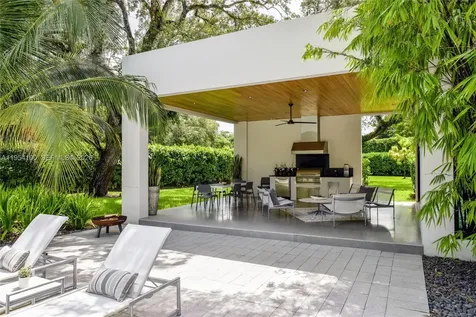 11050 SW 69th Avenue Pinecrest FL 33156