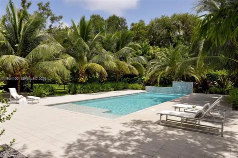 11050 SW 69th Avenue Pinecrest FL 33156