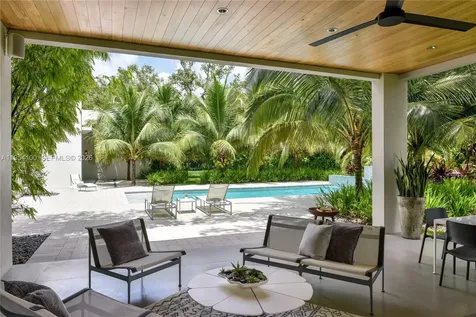 11050 SW 69th Avenue Pinecrest FL 33156