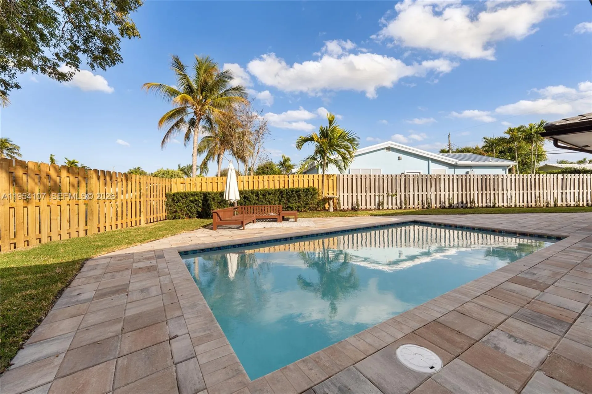 3910 NE 27th Terrace Lighthouse Point FL 33064