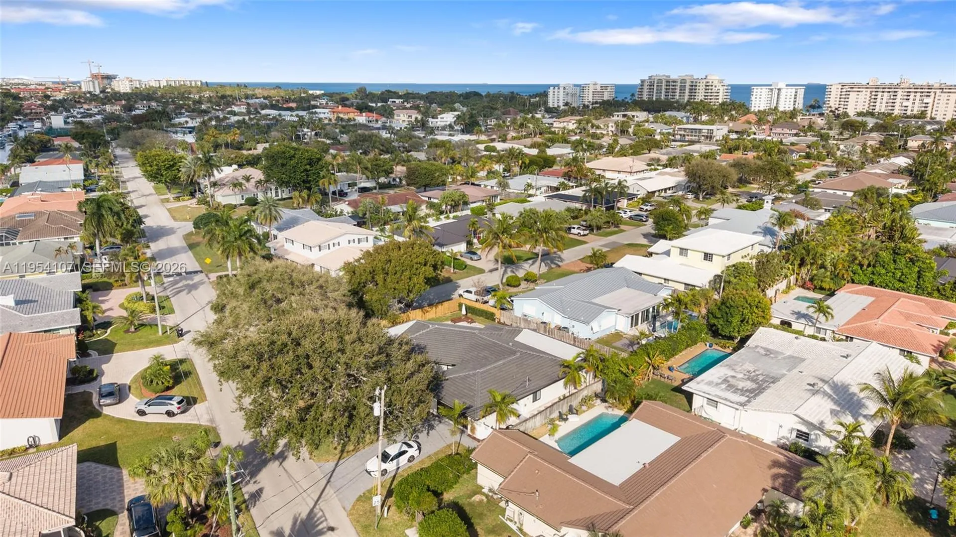 3910 NE 27th Terrace Lighthouse Point FL 33064