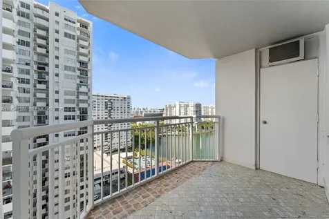 18061 Biscayne Boulevard Aventura FL 33160