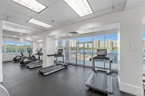 18061 Biscayne Boulevard Aventura FL 33160