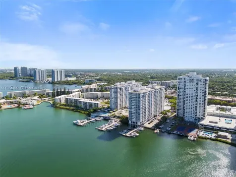 18061 Biscayne Boulevard Aventura FL 33160