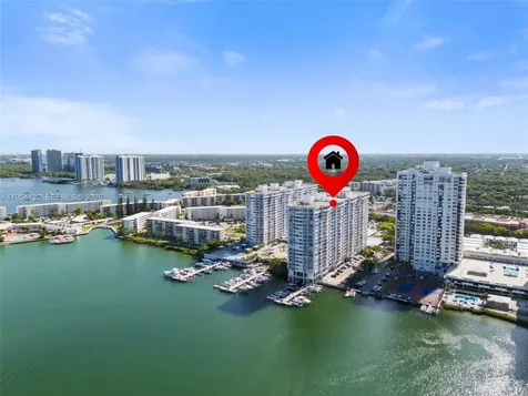 18061 Biscayne Boulevard Aventura FL 33160