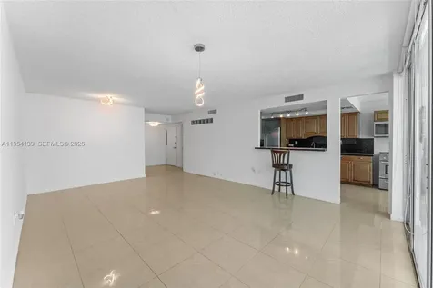 18061 Biscayne Boulevard Aventura FL 33160