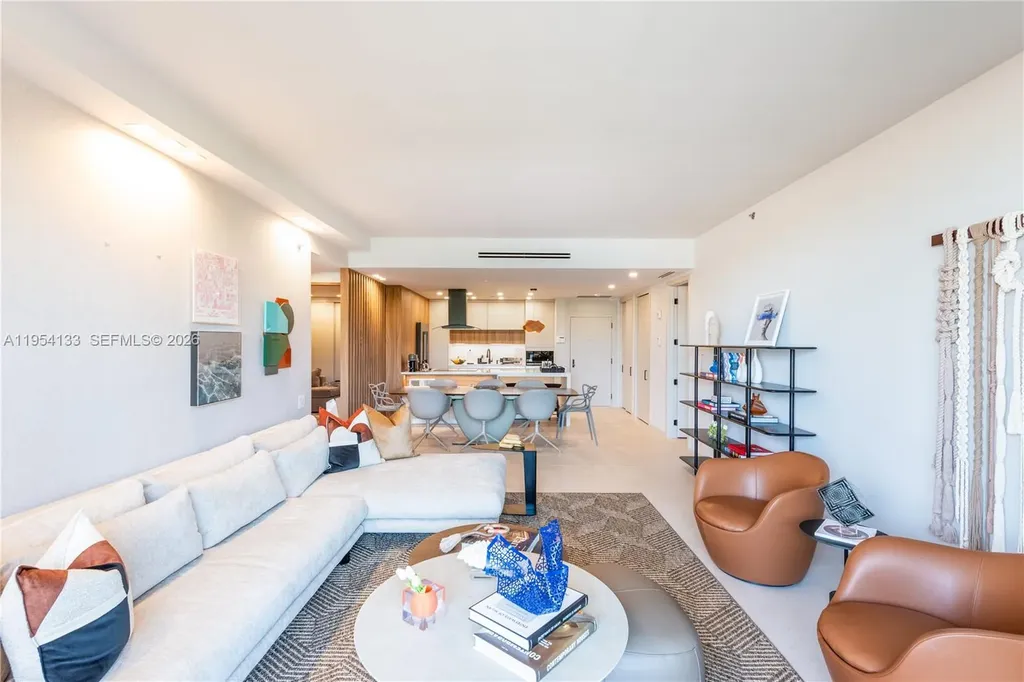 251 Crandon Boulevard Key Biscayne FL 33149