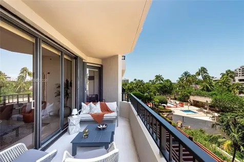 251 Crandon Boulevard Key Biscayne FL 33149