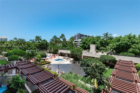251 Crandon Boulevard Key Biscayne FL 33149