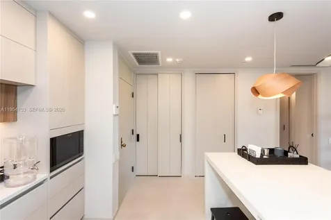 251 Crandon Boulevard Key Biscayne FL 33149