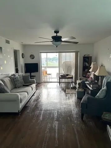 9841 Sunrise Lakes Boulevard Sunrise FL 33322