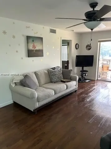 9841 Sunrise Lakes Boulevard Sunrise FL 33322