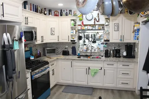 6030 SW 93rd Court Miami FL 33173