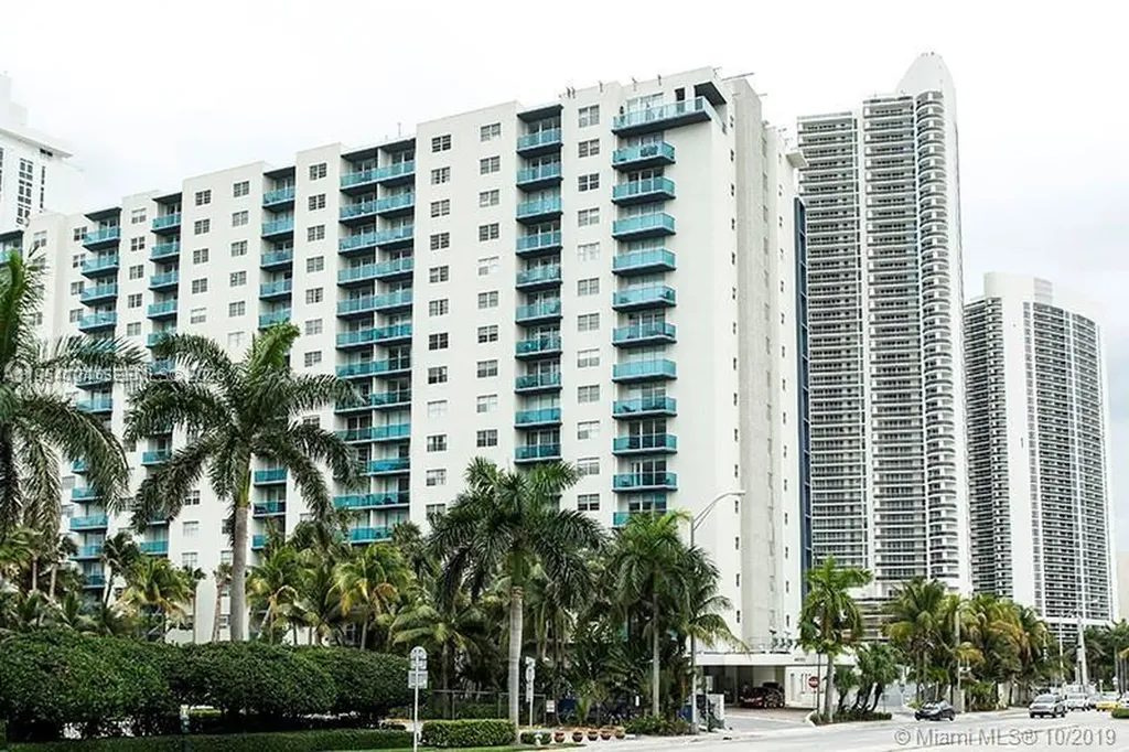 4001 S Ocean Drive Hollywood FL 33019