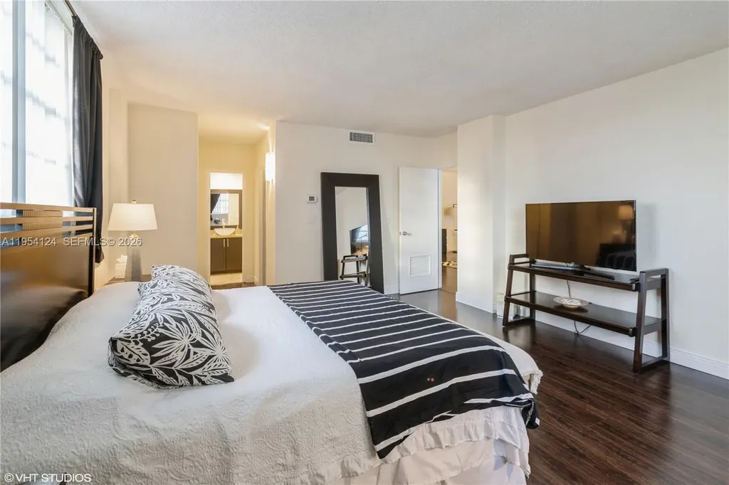 4001 S Ocean Drive Hollywood FL 33019