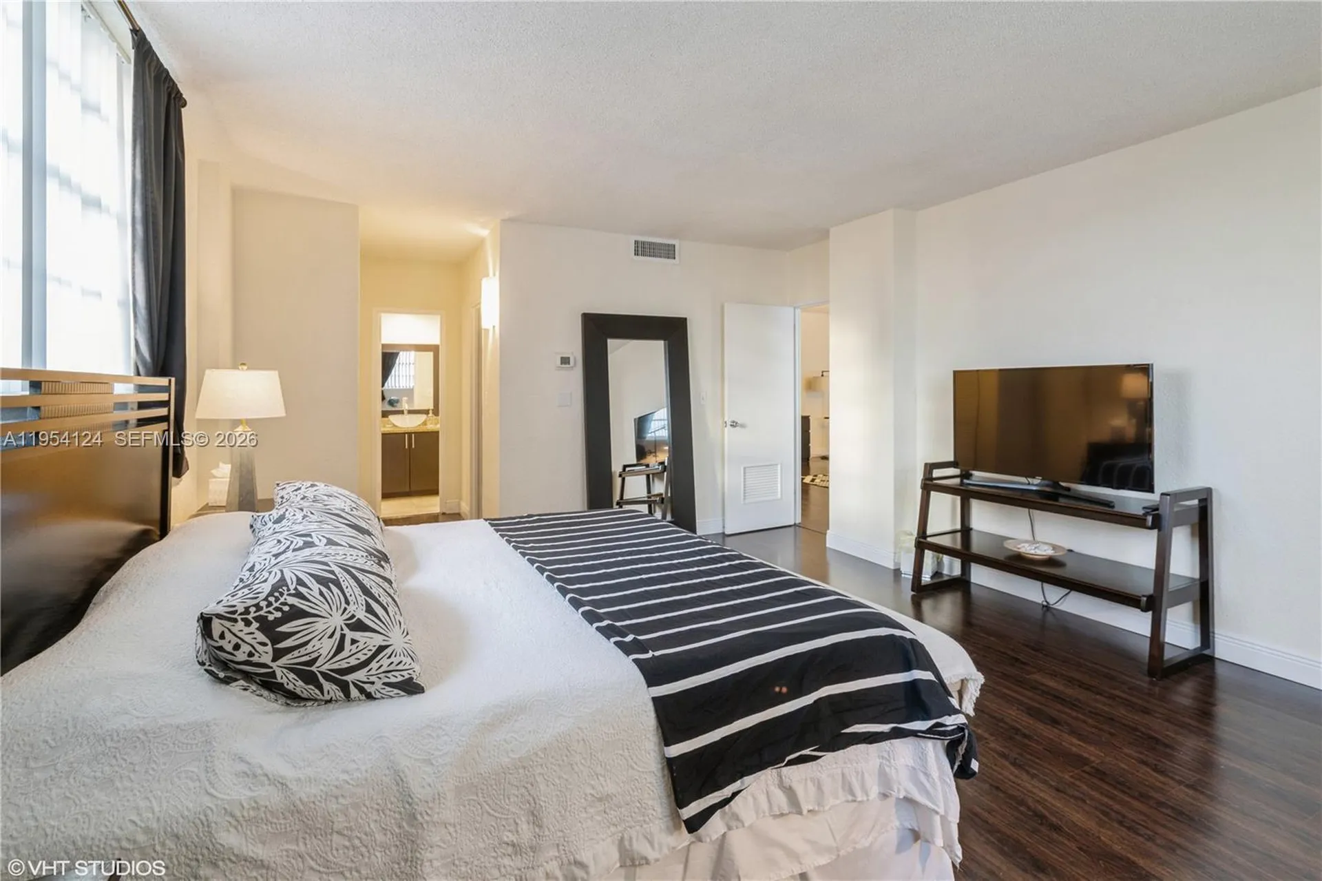 4001 S Ocean Drive Hollywood FL 33019