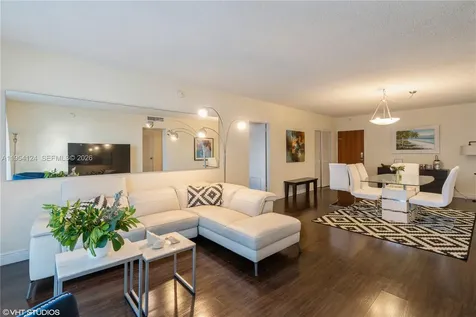4001 S Ocean Drive Hollywood FL 33019
