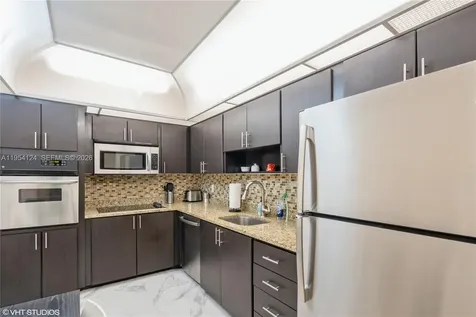 4001 S Ocean Drive Hollywood FL 33019