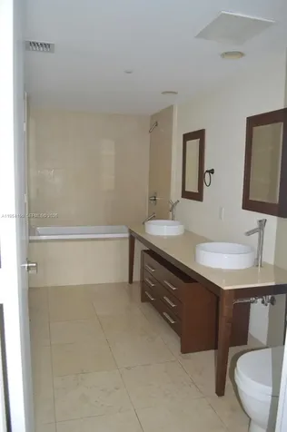 475 Brickell Avenue Miami FL 33131