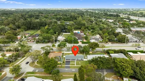 5341 SW 1st Street Plantation FL 33317