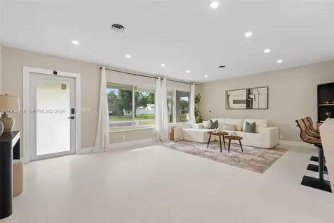 5341 SW 1st Street Plantation FL 33317