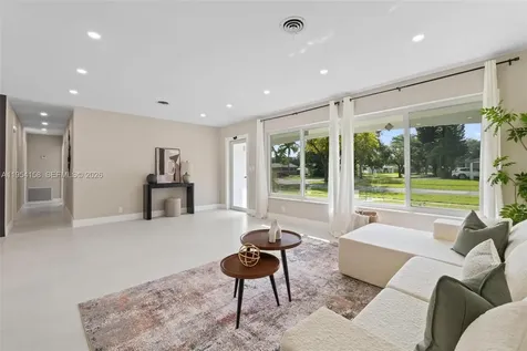 5341 SW 1st Street Plantation FL 33317