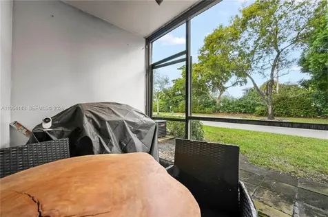 8058 NW 15th Manor Plantation FL 33322