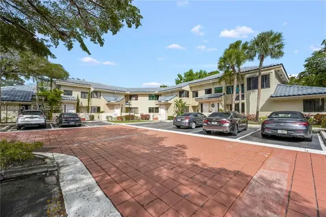 8058 NW 15th Manor Plantation FL 33322