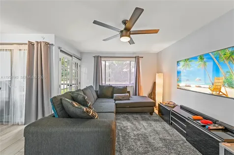 8058 NW 15th Manor Plantation FL 33322