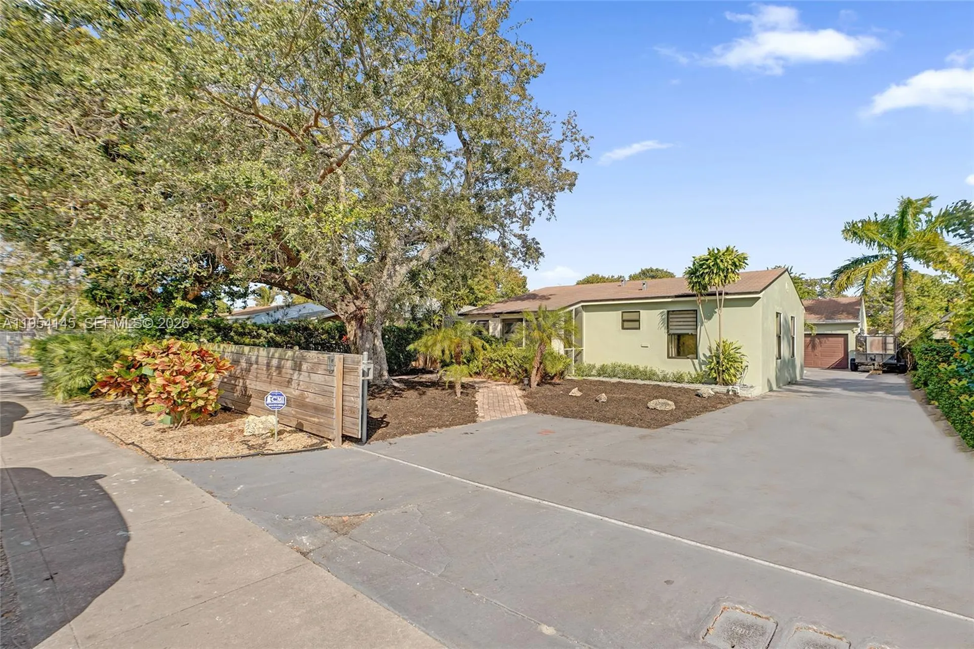 1520 NW 3rd Avenue Fort Lauderdale FL 33311