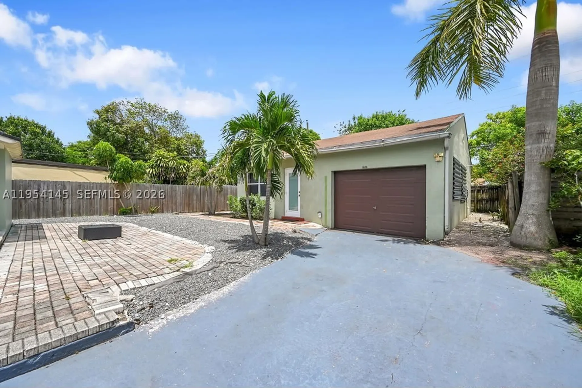 1520 NW 3rd Avenue Fort Lauderdale FL 33311