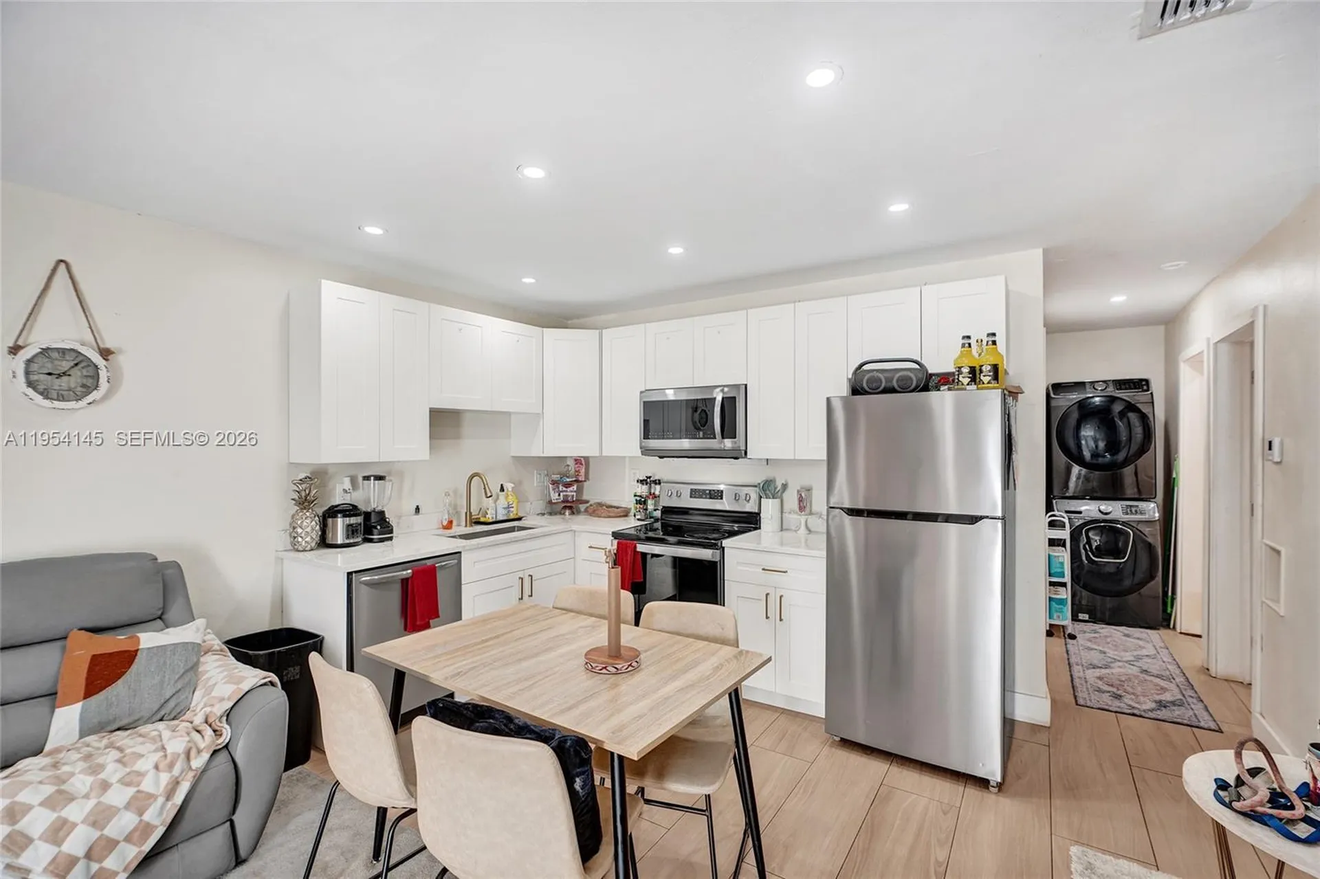 1520 NW 3rd Avenue Fort Lauderdale FL 33311