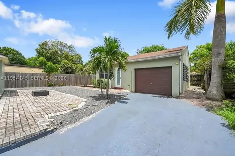 1520 NW 3rd Avenue Fort Lauderdale FL 33311