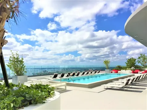 45 SW 9th Street Miami FL 33130