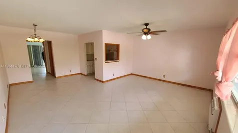 135 Coventry F West Palm Beach FL 33417