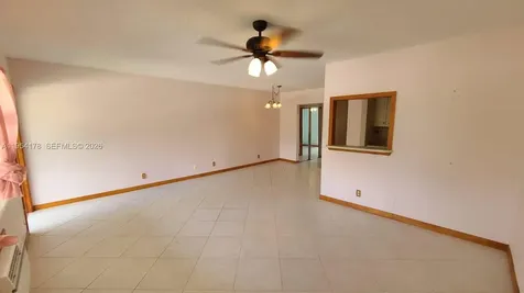 135 Coventry F West Palm Beach FL 33417